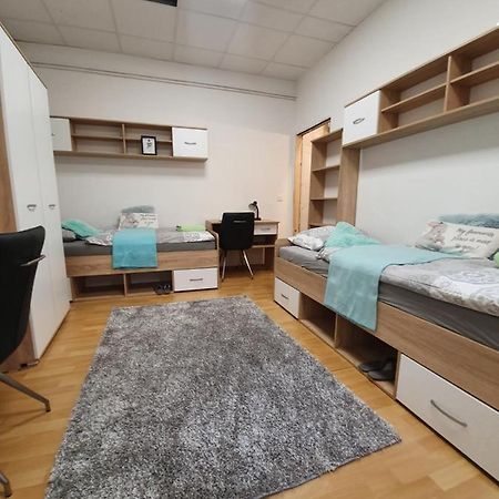 Maribor City Center Minidorm Apartment Екстер'єр фото