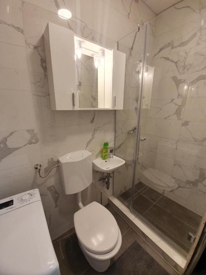 Maribor City Center Minidorm Apartment Екстер'єр фото